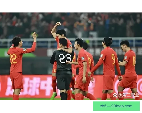 中国男足18强赛客战卡塔尔因天气影响调整训练计划全力备战重要比赛